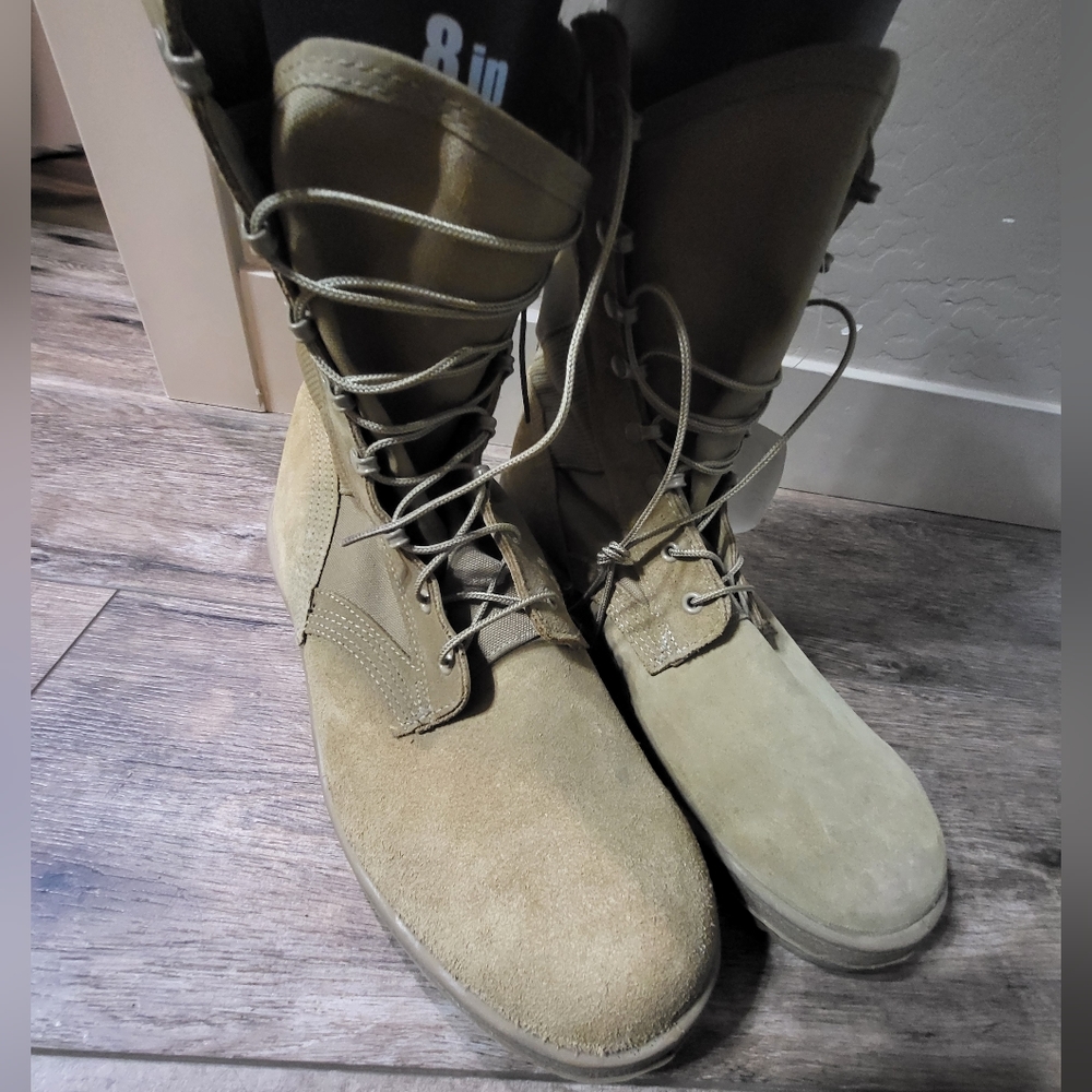 Men's military boots. Size 13w